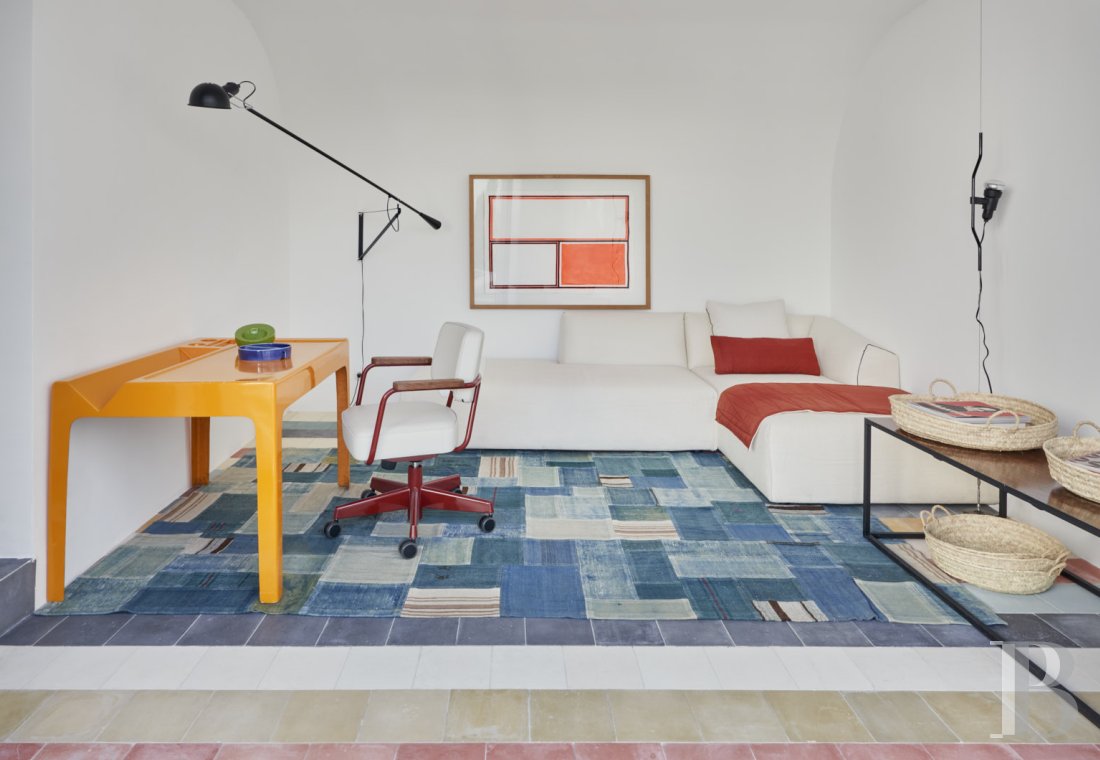 An old house renovated in contemporary design style in Alcácer do Sal, in the Alentejo region  - photo  n°12